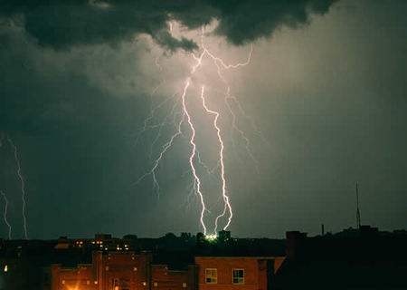電子地磅秤怎么預(yù)防雷擊？介紹地磅秤雷電防護(hù)原理及具體措施